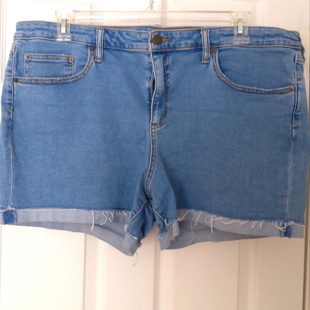 🌷UNIVERSAL THREAD SHORTS 18/34